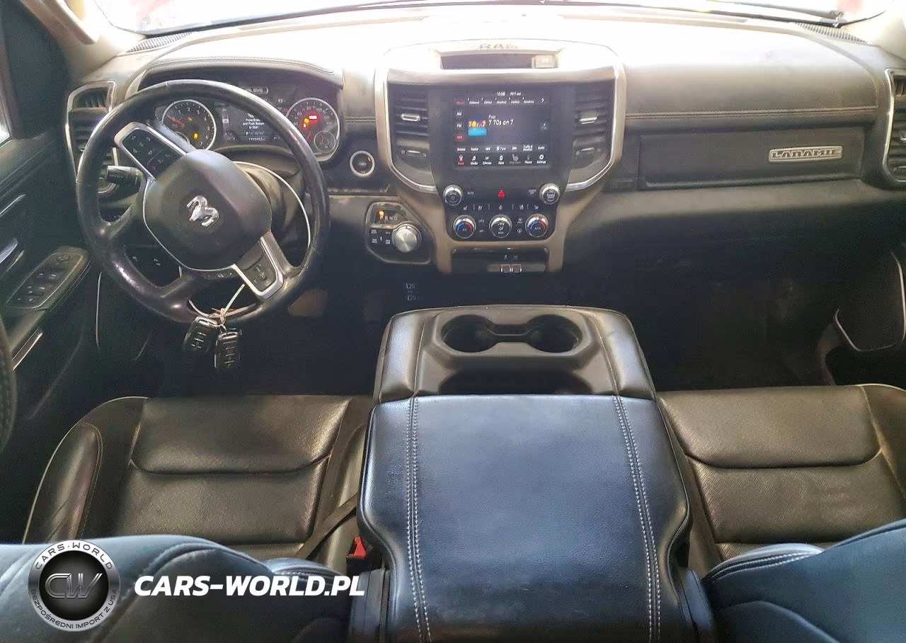 2019 Ram 1500 Laramie VIN:1C6SRFJT3KN740827 - 8