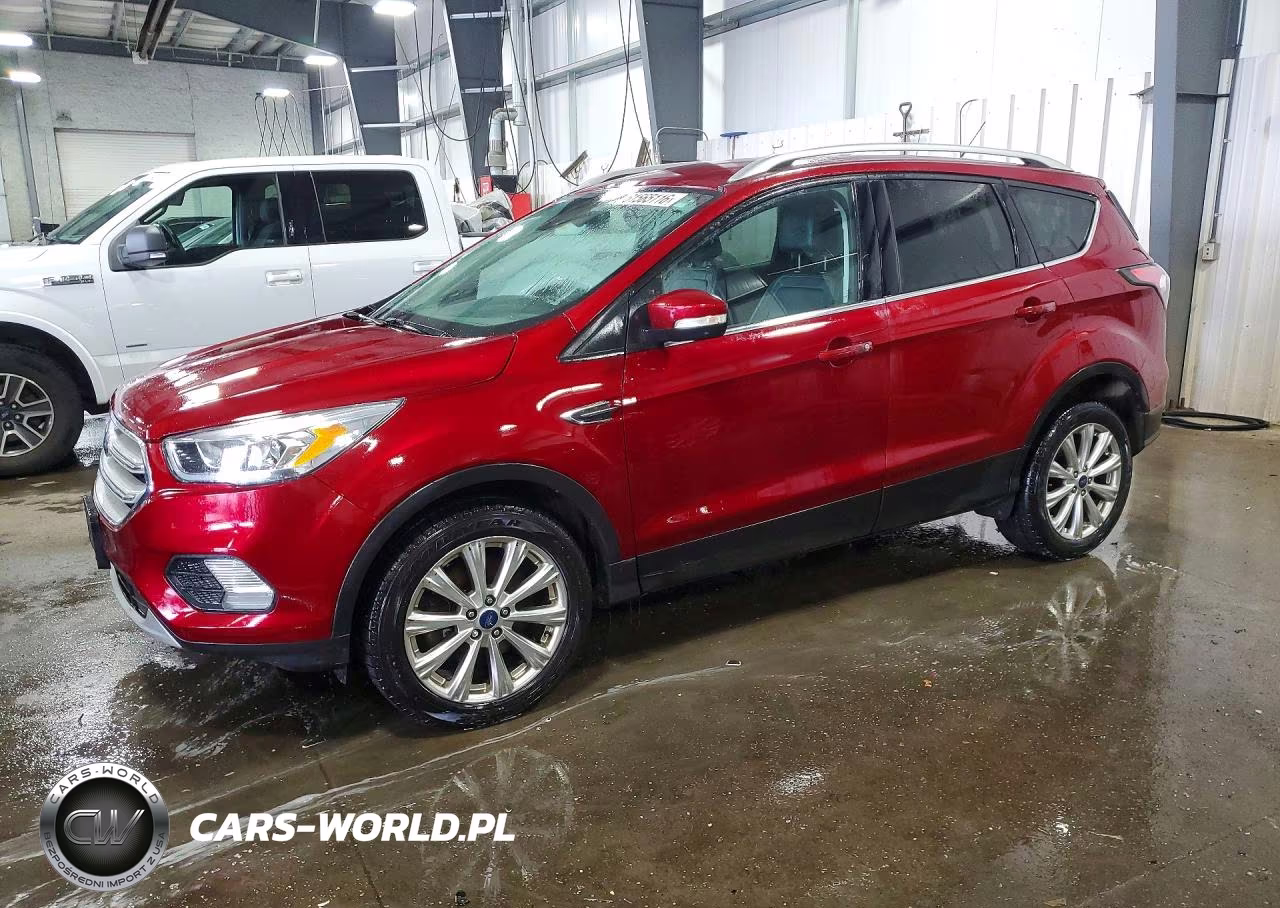 2017 Ford Escape Titanium – zdjęcie 1 z 12