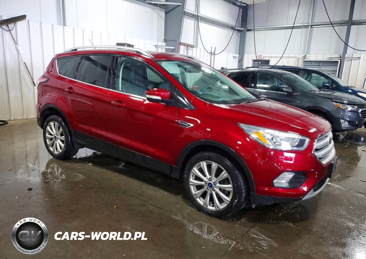 2017 Ford Escape Titanium VIN:1FMCU9J93HUA82275 - 4