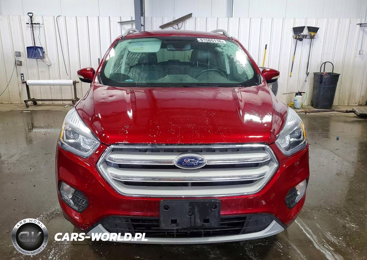 2017 Ford Escape Titanium VIN:1FMCU9J93HUA82275 - 5