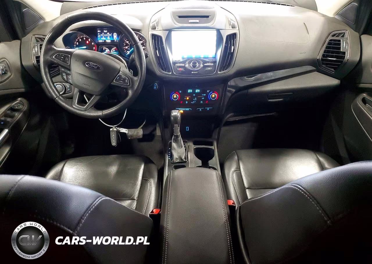 2017 Ford Escape Titanium VIN:1FMCU9J93HUA82275 - 8