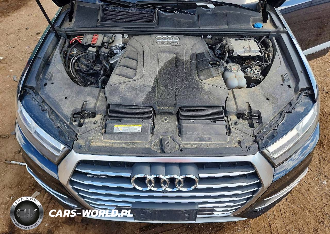 2017 Audi Q7 Premium Plus VIN:WA1LAAF7XHD056014 - 12