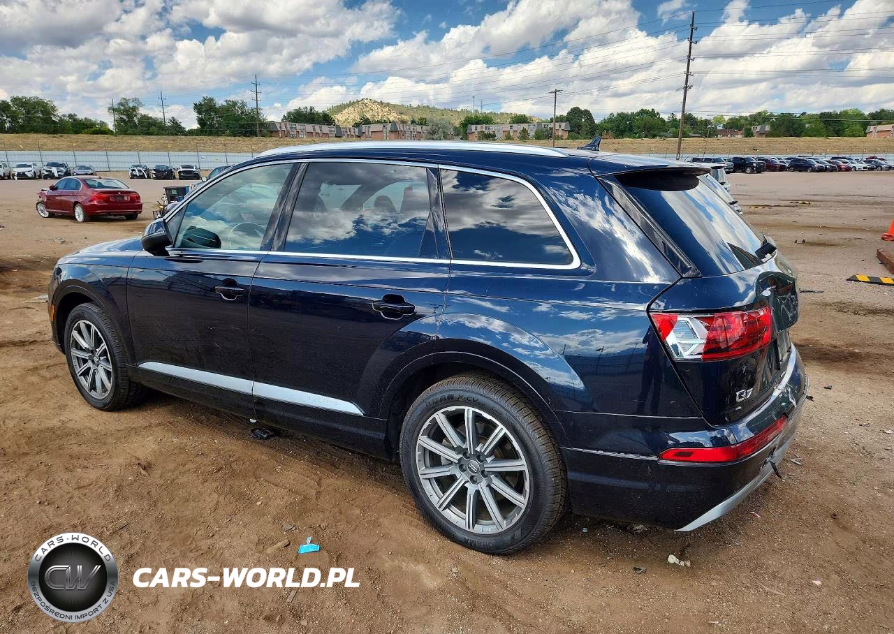 2017 Audi Q7 Premium Plus VIN:WA1LAAF7XHD056014 - 2