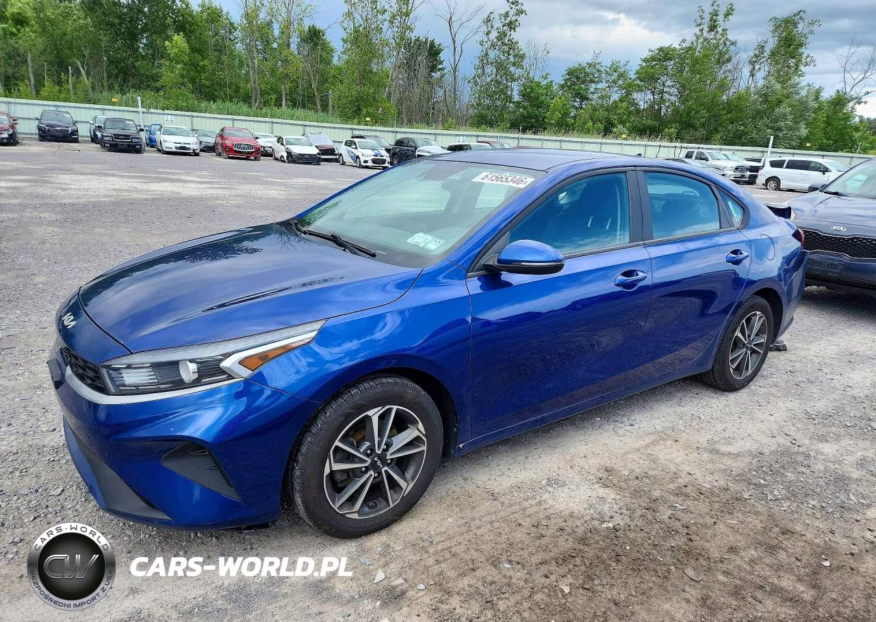 2023 Kia Forte Lxs – zdjęcie 1 z 13