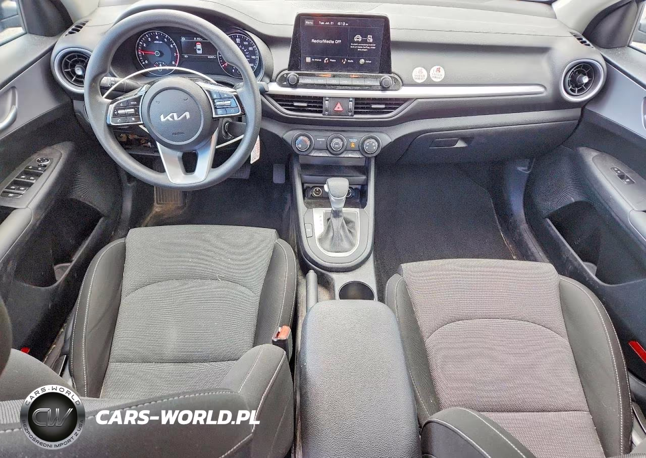 2023 Kia Forte Lxs VIN:3KPF24AD3PE526086 - 8