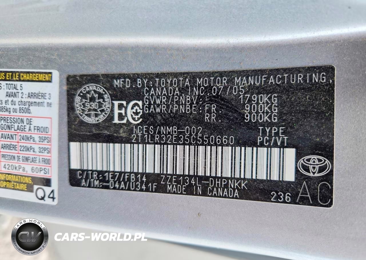 2005 Toyota Corolla Matrix Base-Xr VIN:2T1LR32E35C550660 - 12
