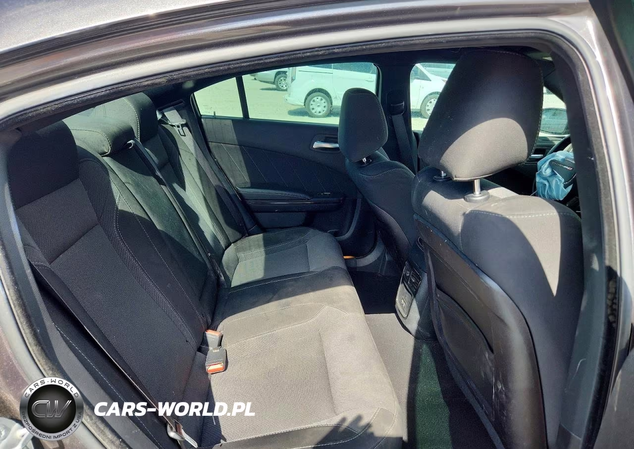 2019 Dodge Charger Sxt VIN:2C3CDXBG1KH726148 - 10