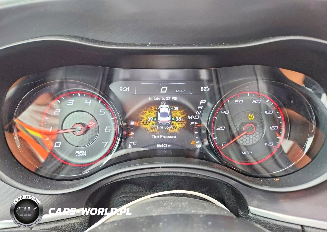 2019 Dodge Charger Sxt VIN:2C3CDXBG1KH726148 - 9