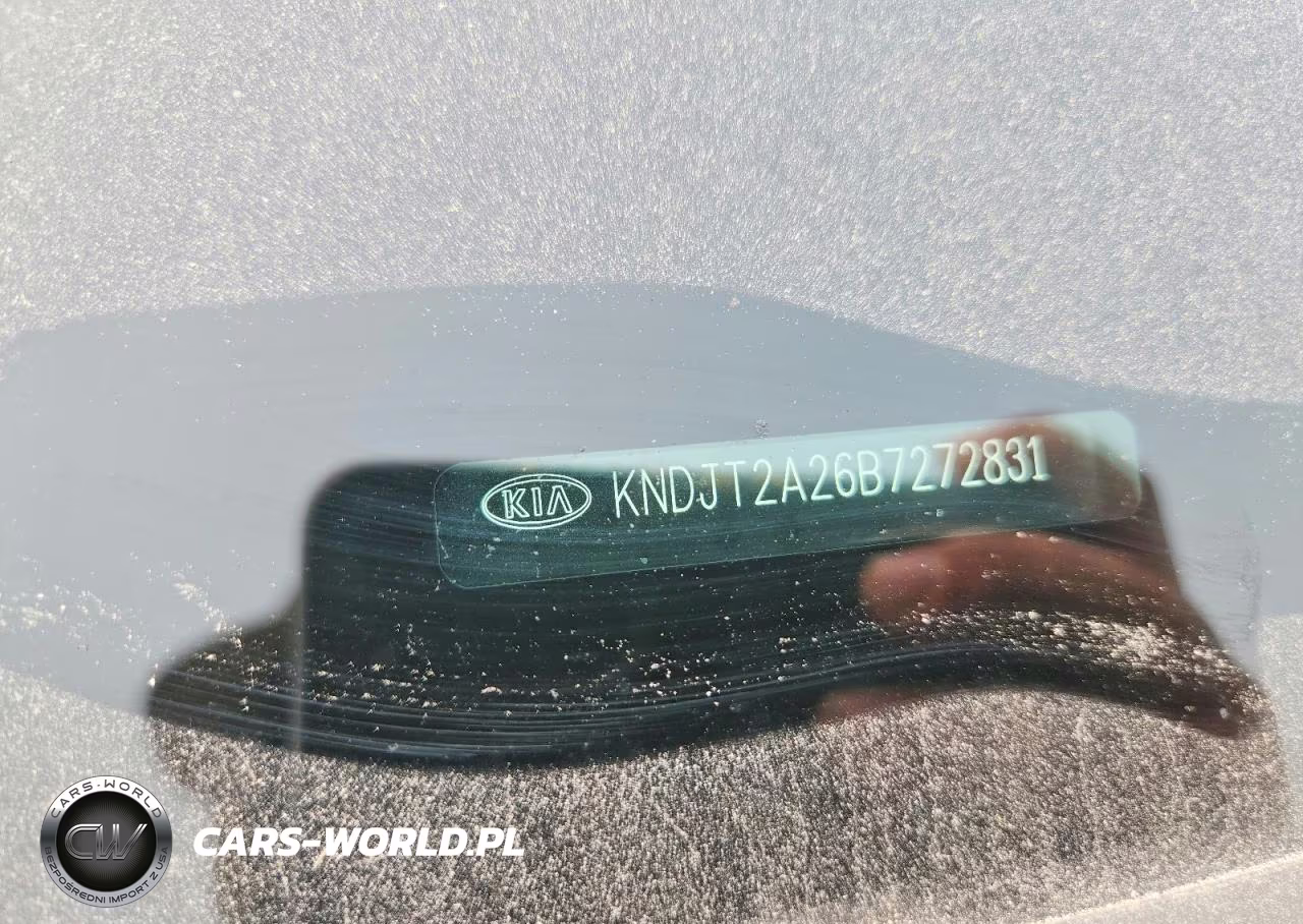 2011 Kia Soul + VIN:KNDJT2A26B7272831 - 14