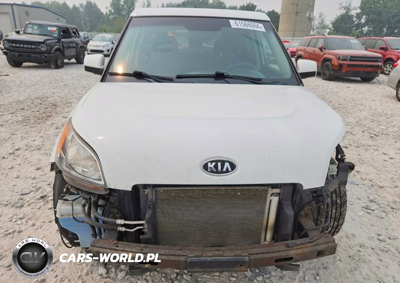 2011 Kia Soul + VIN:KNDJT2A26B7272831 - 5