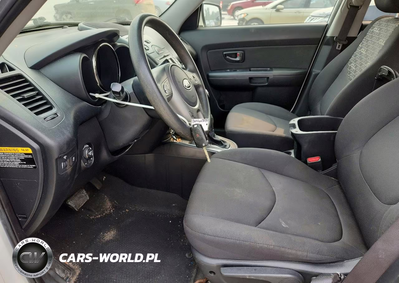 2011 Kia Soul + VIN:KNDJT2A26B7272831 - 7
