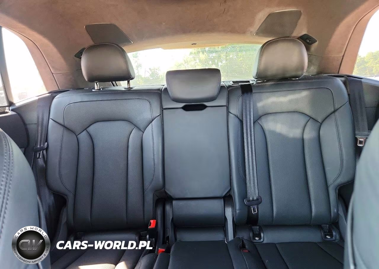 2019 Audi Q8 Prestige VIN:WA1CVAF10KD044963 - 10