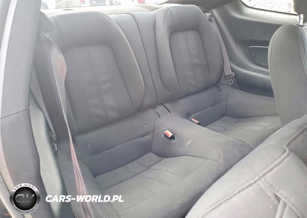 2019 Ford Mustang VIN:1FA6P8THXK5200675 - 10