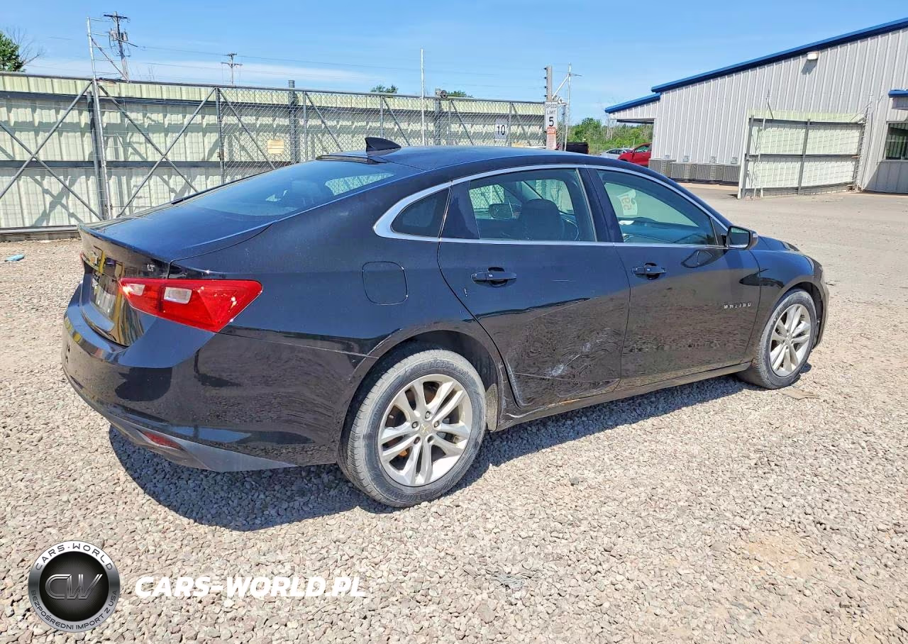 2017 Chevrolet Malibu Lt VIN:1G1ZE5ST2HF124270 - 3