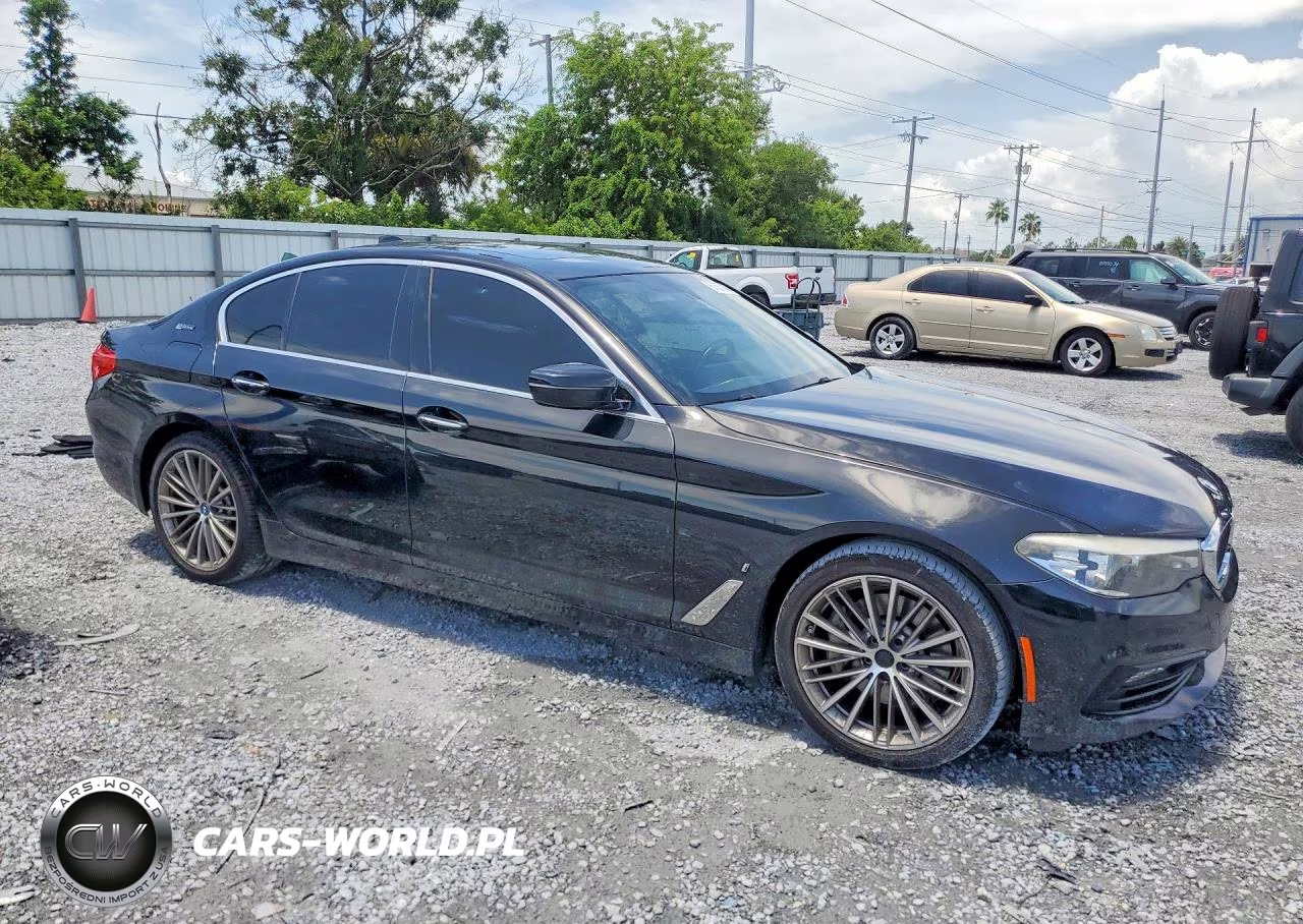 2018 BMW 530E VIN:WBAJA9C59JB034373 - 4