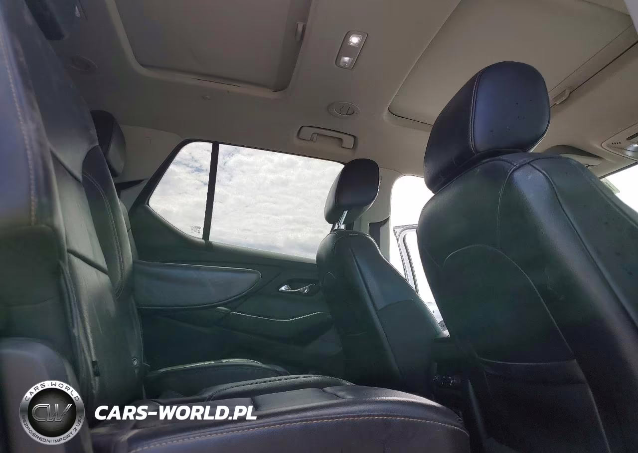 2019 Chevrolet Traverse Premier VIN:1GNERKKW3KJ175954 - 10