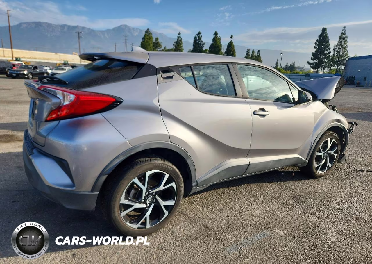 2018 Toyota C-Hr Xle VIN:NMTKHMBX5JR000592 - 3