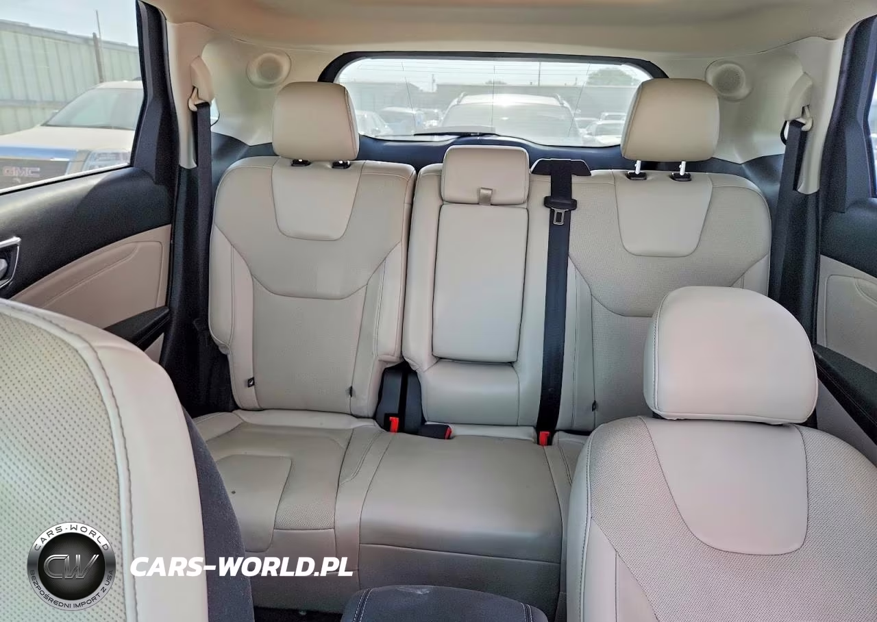 2019 Ford Edge Titanium VIN:2FMPK3K98KBB36654 - 10