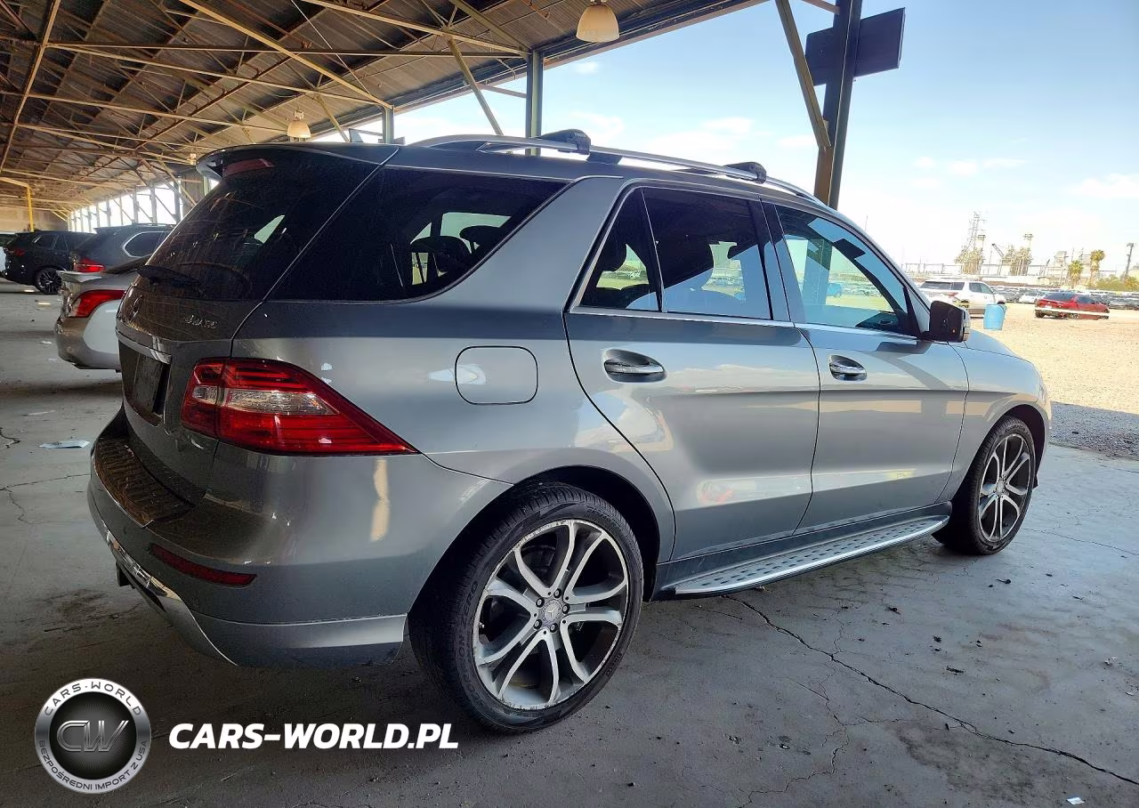 2014 Mercedes-Benz Ml 550 4Matic VIN:4JGDA7DB3EA299208 - 3