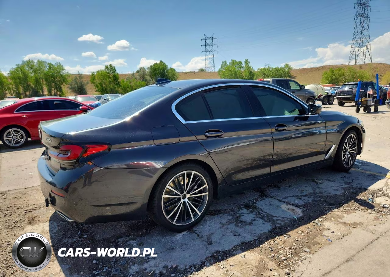 2022 BMW 540 Xi VIN:WBA73BJ03NWX52812 - 3