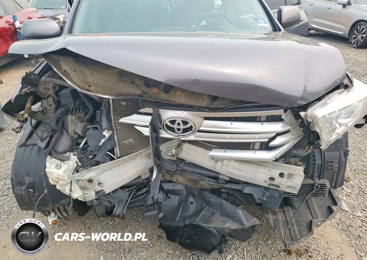 2011 Toyota Highlander Base VIN:5TDBK3EH5BS056633 - 12