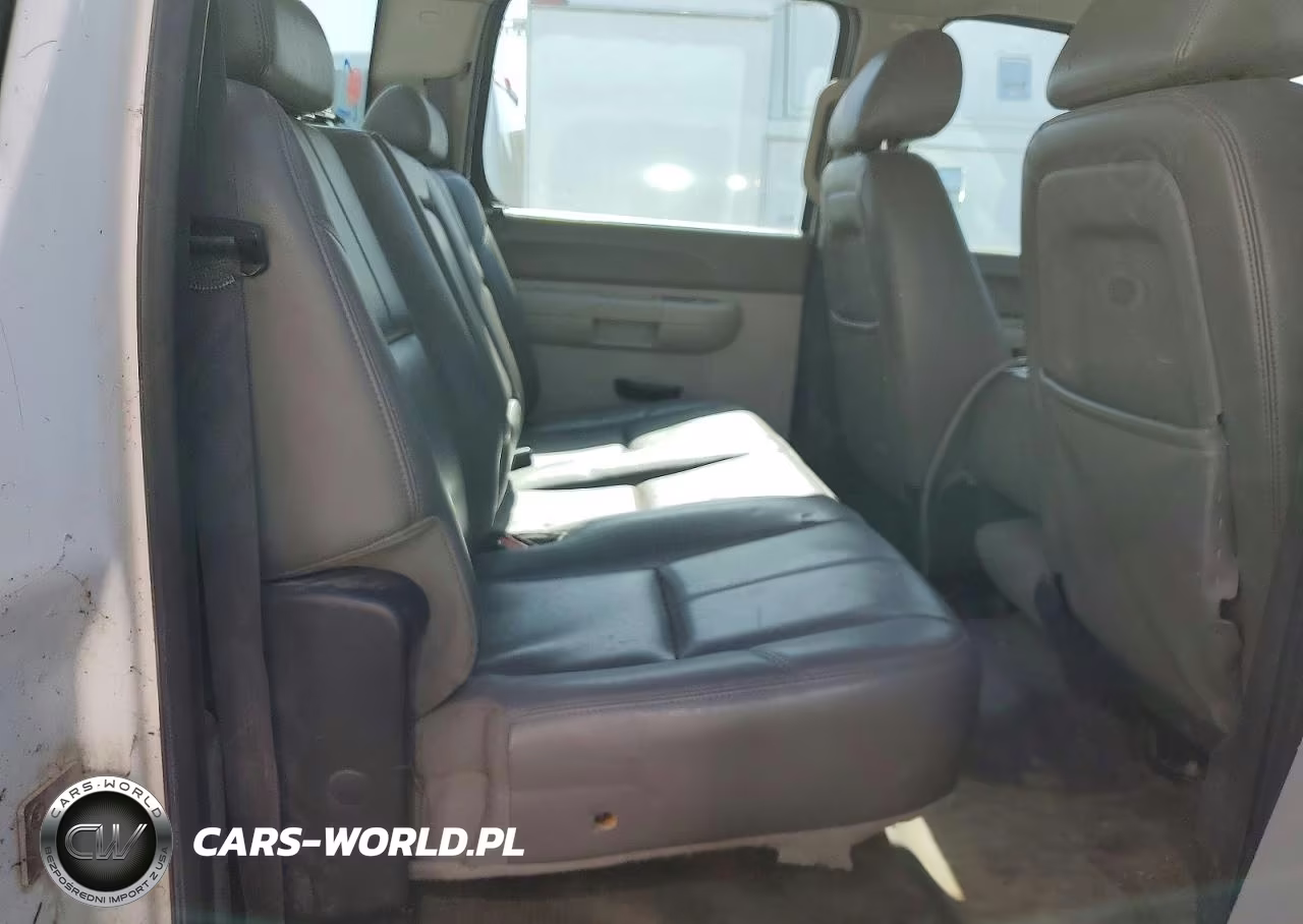 2014 Chevrolet Silverado K3500 VIN:1GB4KZCGXEF117764 - 10