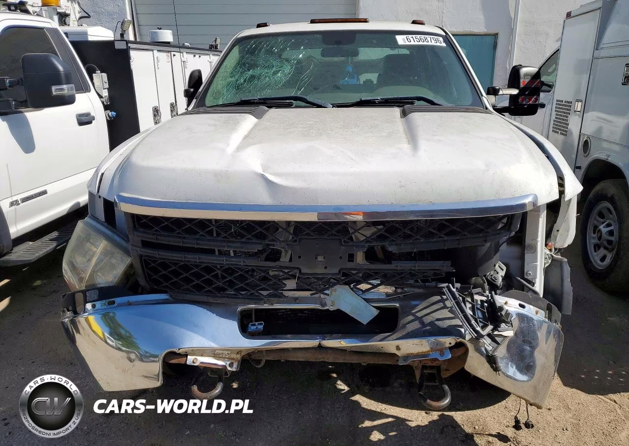 2014 Chevrolet Silverado K3500 VIN:1GB4KZCGXEF117764 - 5