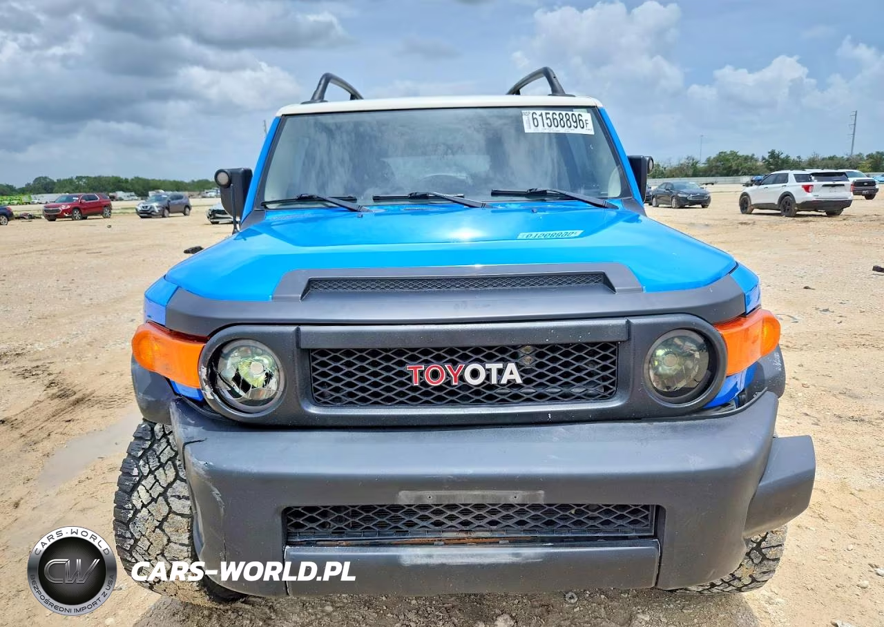 2008 Toyota Fj Cruiser Base VIN:JTEZU11F08K004050 - 5