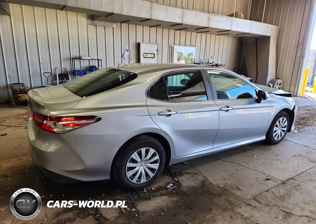 2019 Toyota Camry Le VIN:4T1B31HK7KU511689 - 3
