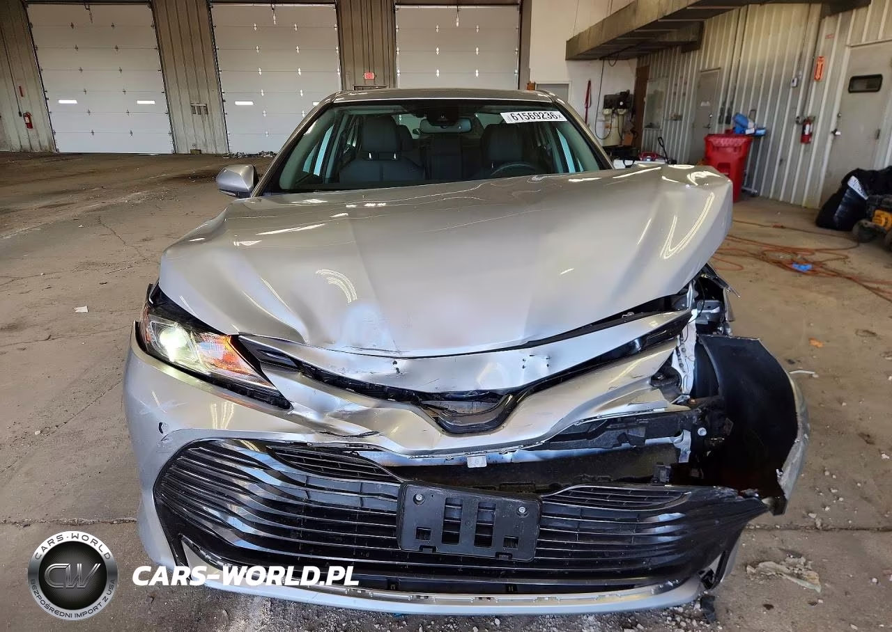 2019 Toyota Camry Le VIN:4T1B31HK7KU511689 - 5