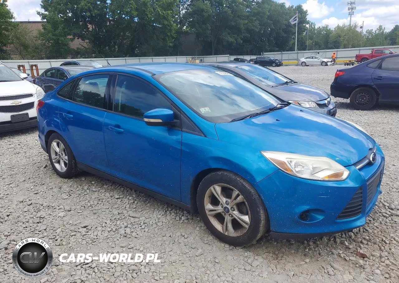 2014 Ford Focus Se VIN:1FADP3F21EL188241 - 4