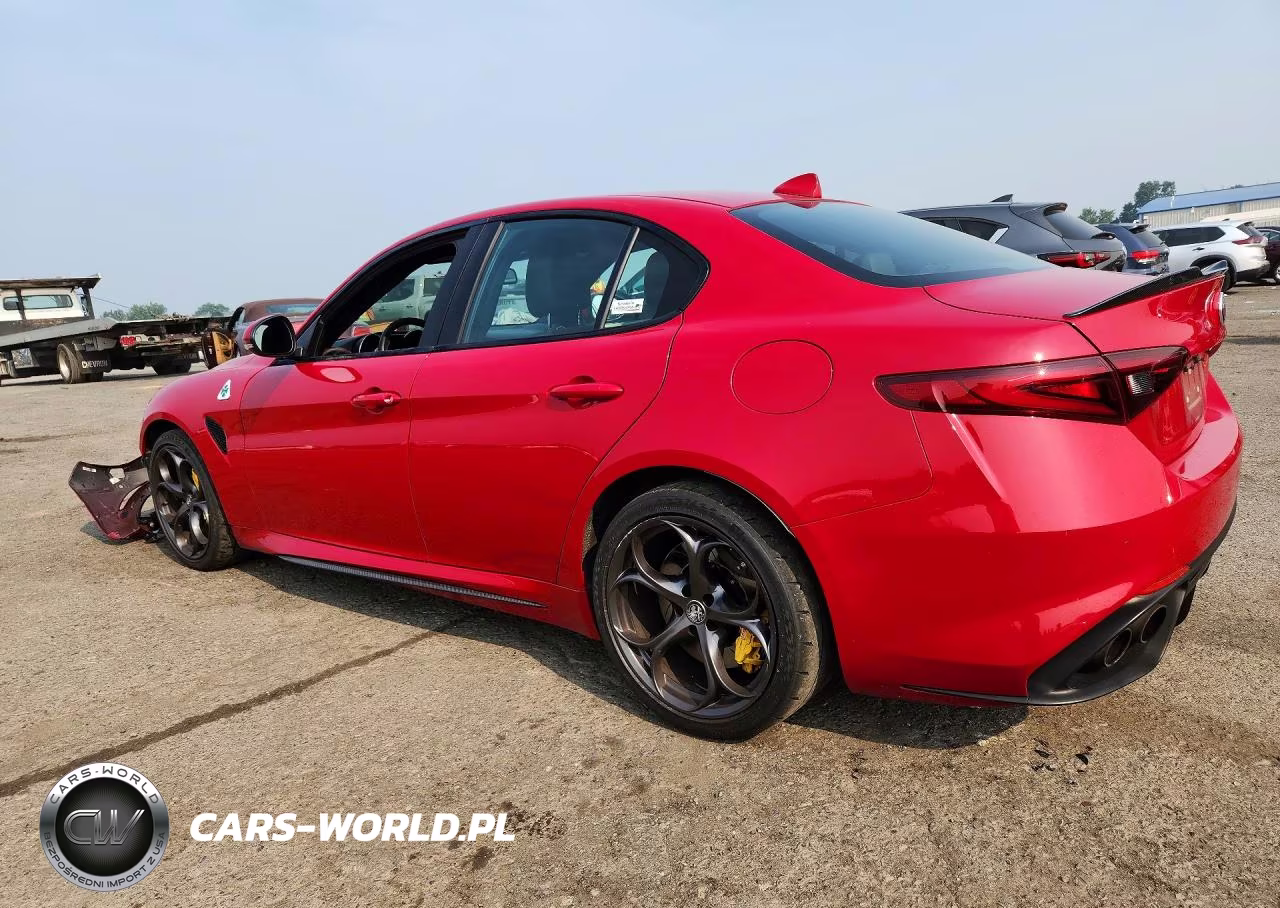 2018 Alfa Romeo Giulia Quadrifoglio VIN:ZARFAEAV9J7592849 - 2