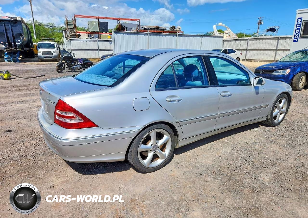 2004 Mercedes-Benz C 230K Sport Sedan VIN:WDBRF40J04F517581 - 3