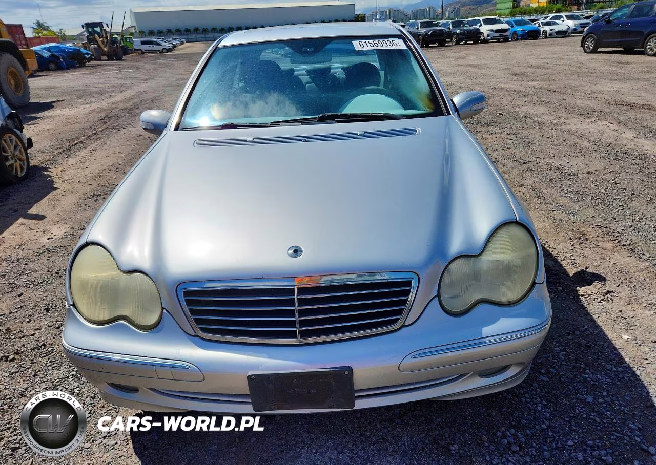 2004 Mercedes-Benz C 230K Sport Sedan VIN:WDBRF40J04F517581 - 5