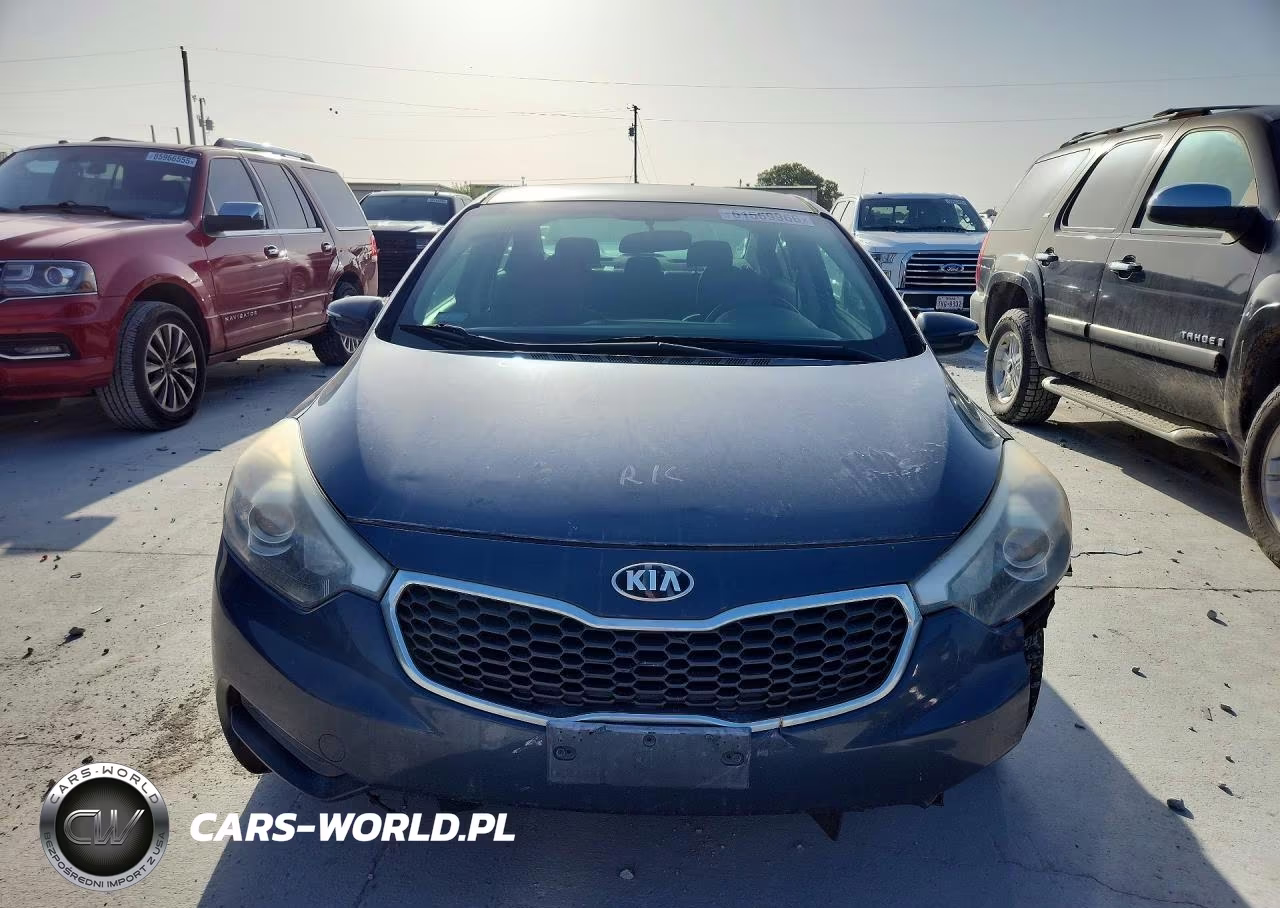 2015 Kia Forte Lx VIN:KNAFX4A66F5367722 - 5