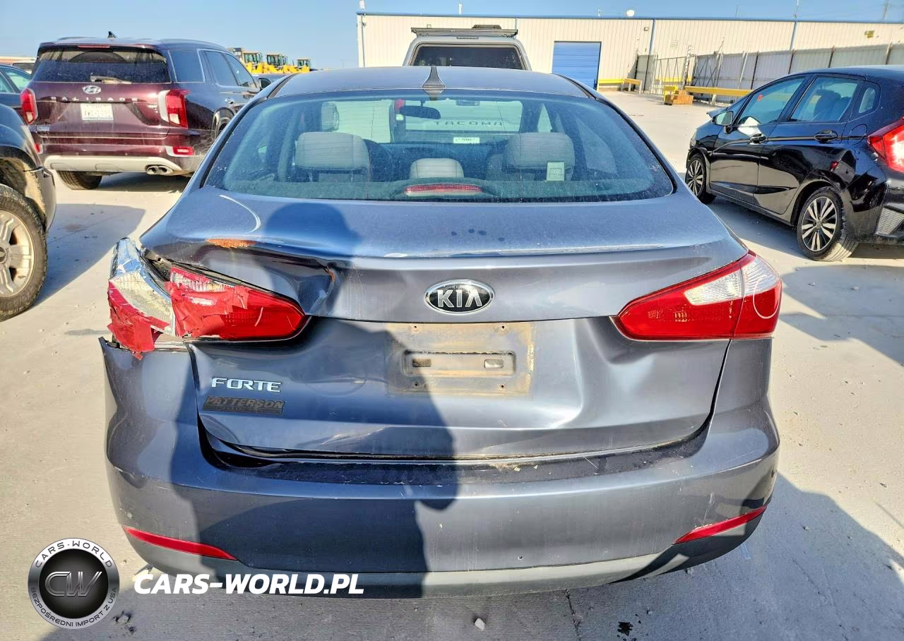 2015 Kia Forte Lx VIN:KNAFX4A66F5367722 - 6