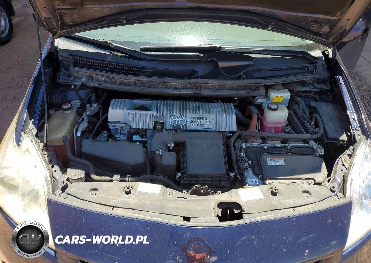 2015 Toyota Prius Two VIN:JTDKN3DU5F1963116 - 11