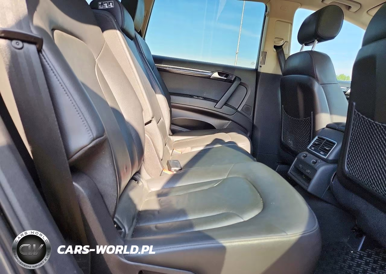 2013 Audi Q7 Premium Plus VIN:WA1LGAFEXDD010707 - 11