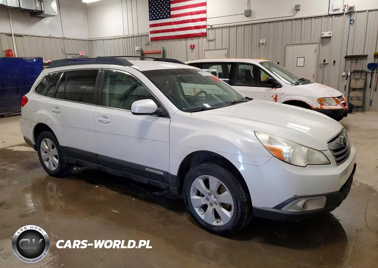 2012 Subaru Outback 2.5I Premium VIN:4S4BRBCCXC3301437 - 4