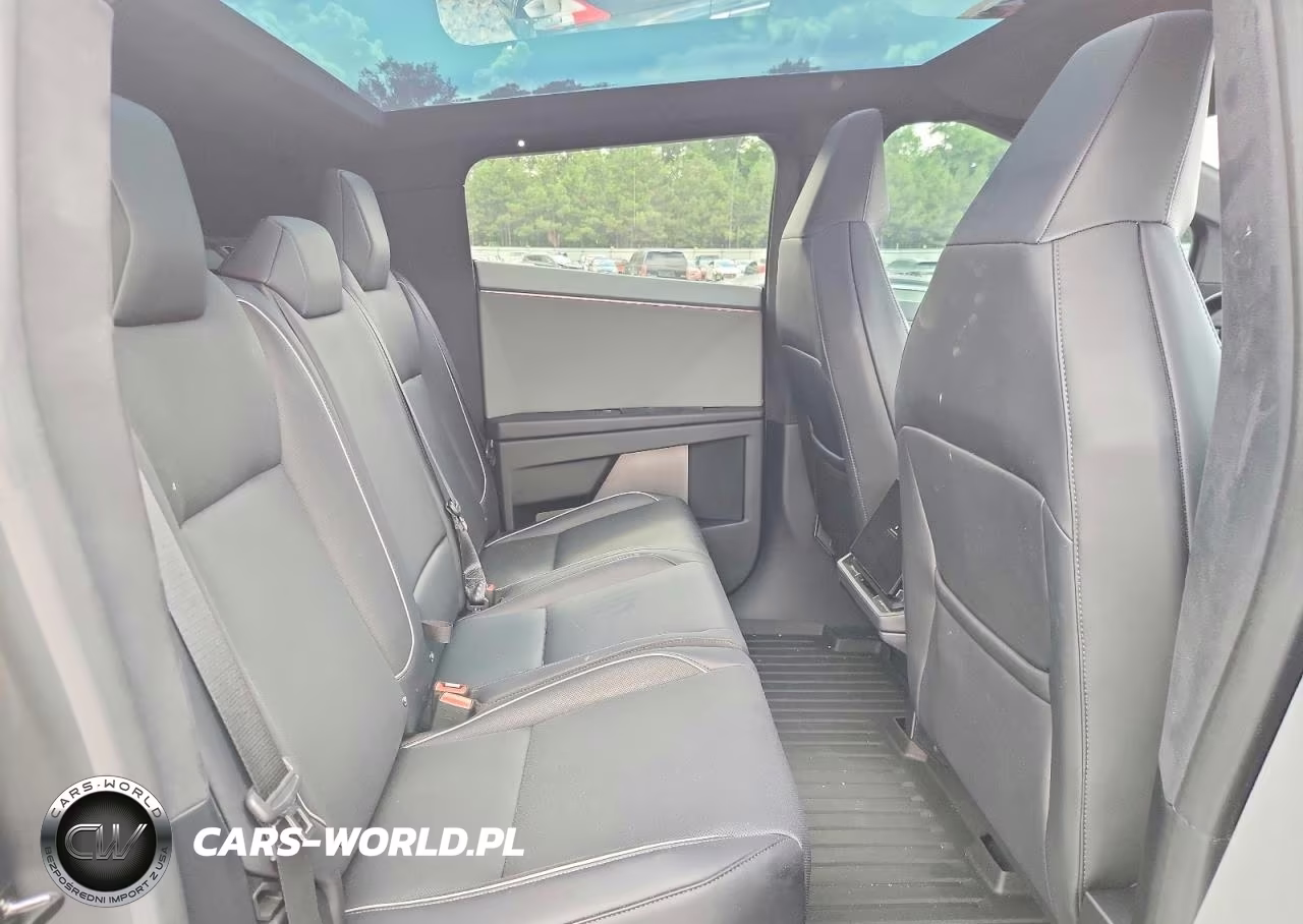 2024 Tesla Cybertruck VIN:7G2CEHED5RA021539 - 10