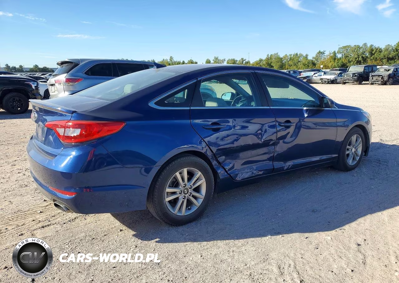 2015 Hyundai Sonata Se VIN:5NPE24AF5FH193610 - 3