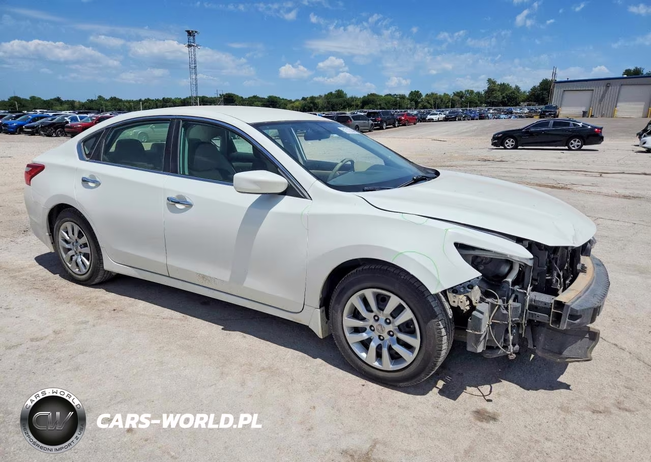 2016 Nissan Altima 2.5 S VIN:1N4AL3AP0GN380226 - 4