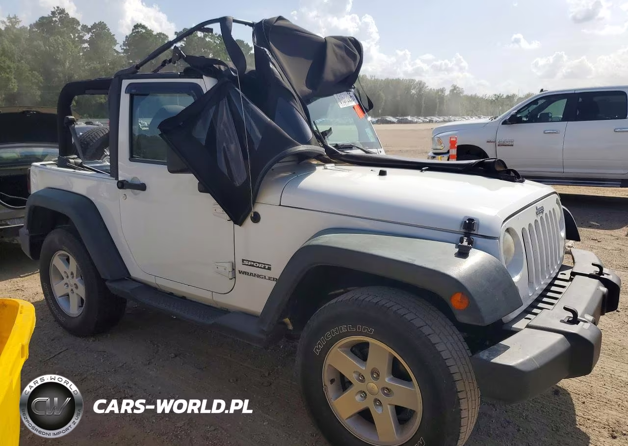 2015 Jeep Wrangler Sport VIN:1C4AJWAG8FL501998 - 4