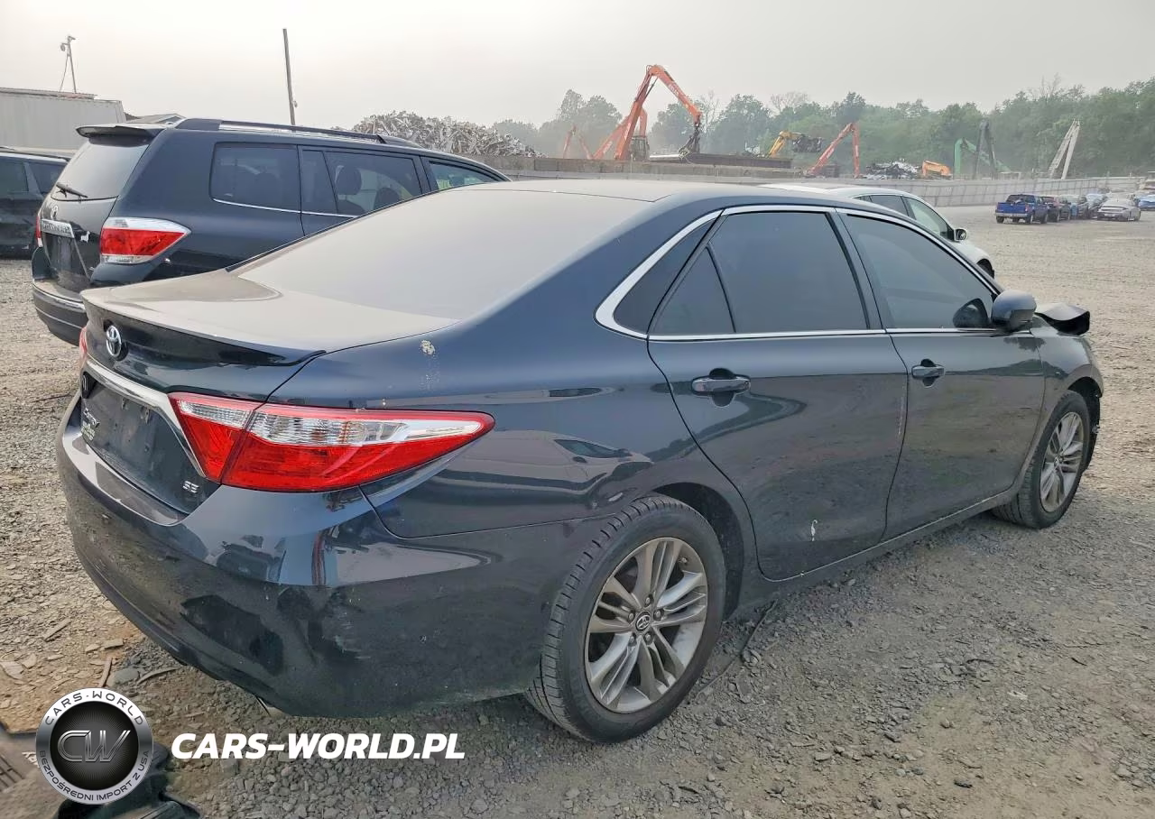 2017 Toyota Camry Se VIN:4T1BF1FK3HU763510 - 3