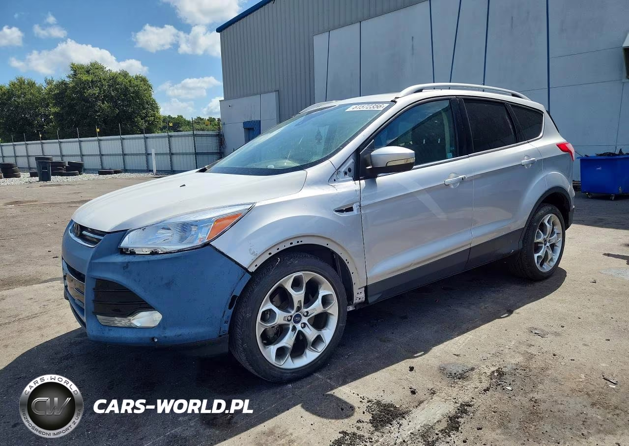 2015 Ford Escape Titanium – zdjęcie 1 z 14
