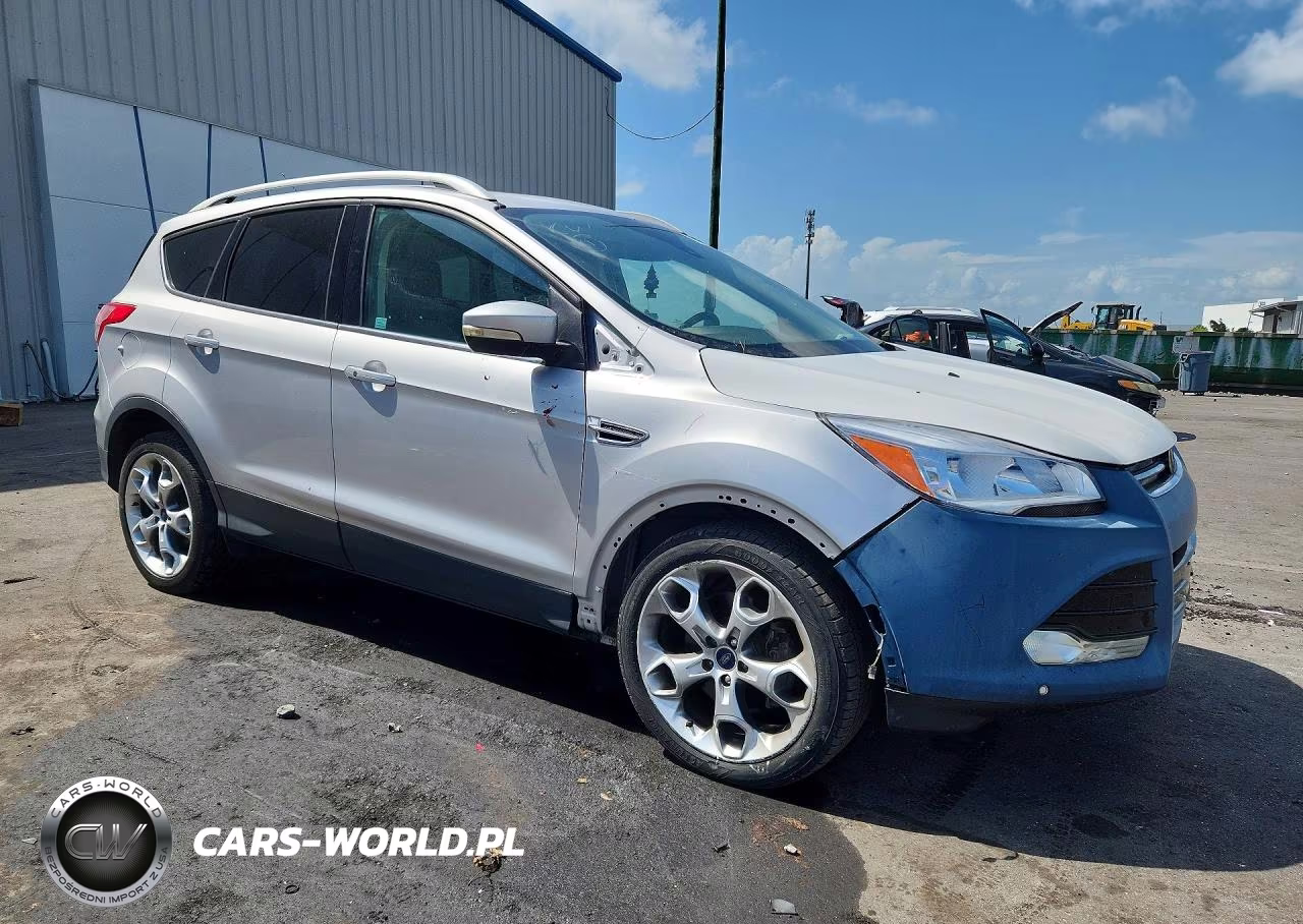 2015 Ford Escape Titanium VIN:1FMCU9J91FUC46605 - 4