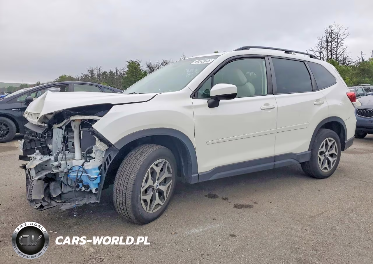 2021 Subaru Forester Premium – zdjęcie 1 z 14