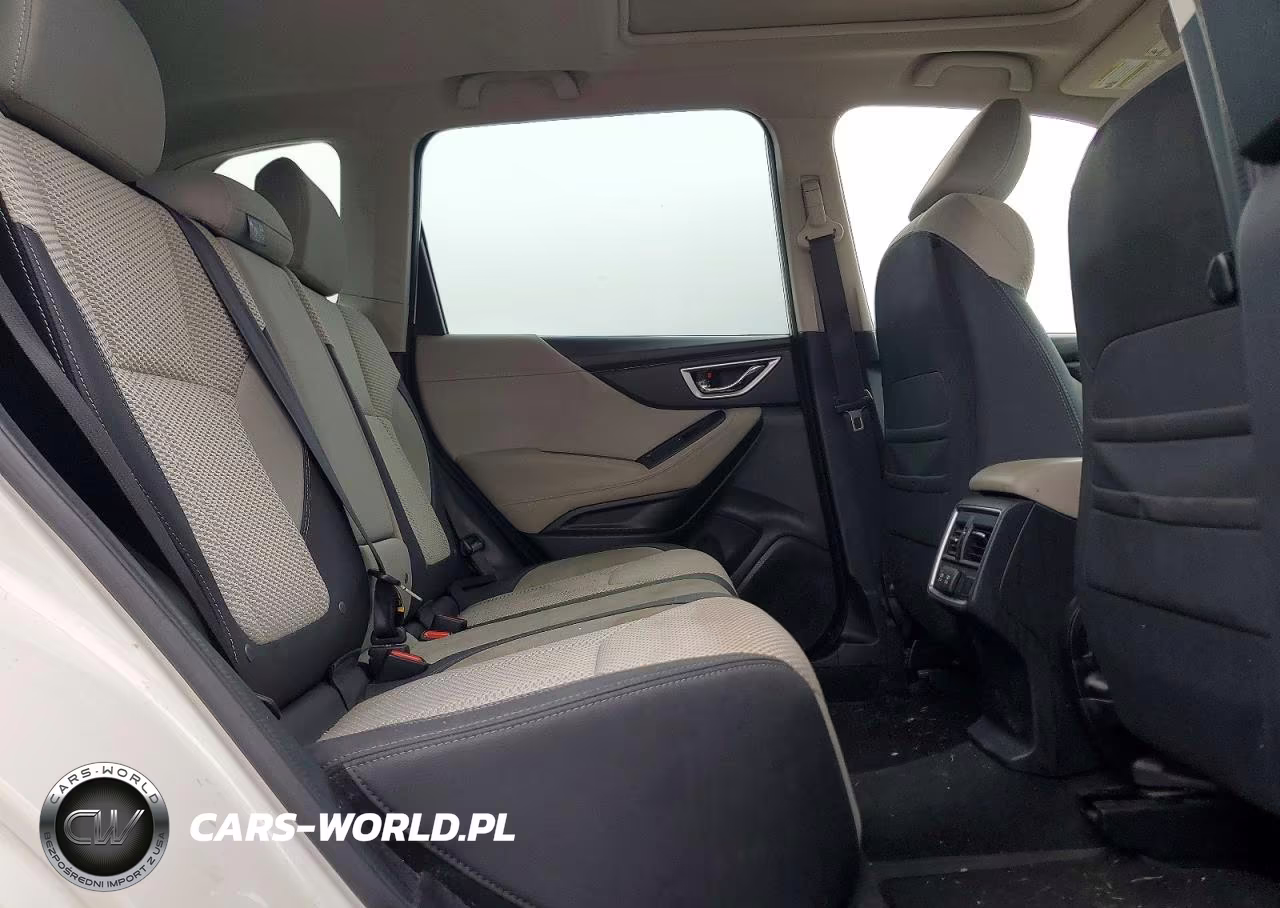 2021 Subaru Forester Premium VIN:JF2SKAJC7MH526118 - 11