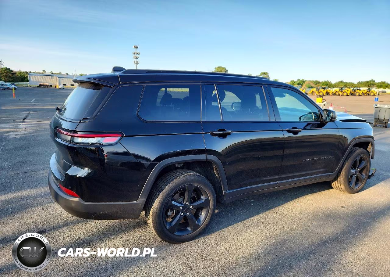 2024 Jeep Grand Cherokee L Laredo VIN:1C4RJKAG7R8607944 - 3