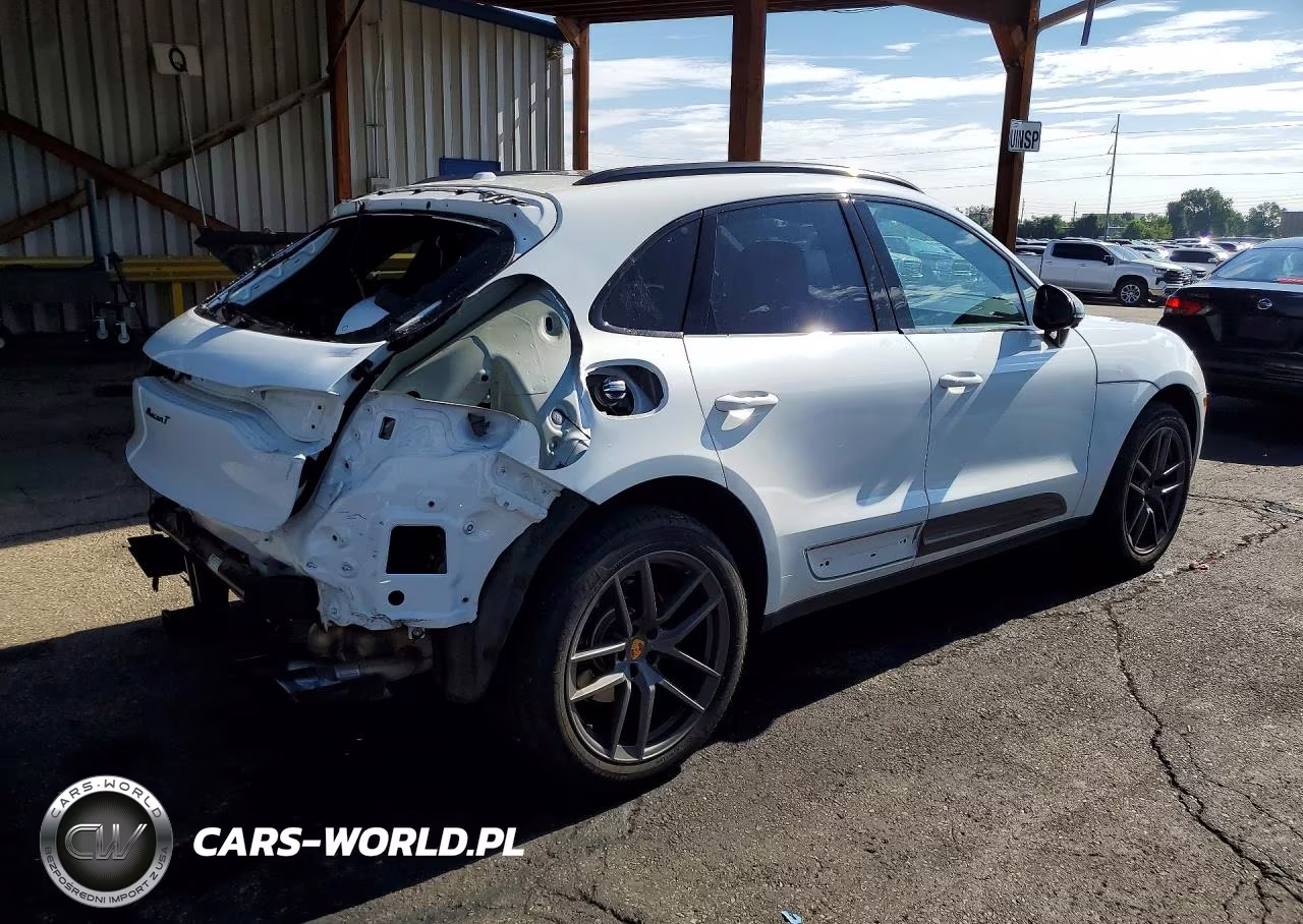 2024 Porsche Macan Base VIN:WP1AA2A54RLB20403 - 3